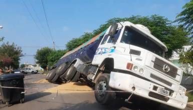 Un camión de Bragado rompió el asfalto en Chivilcoy y ahora el municipio pide resarcimiento 