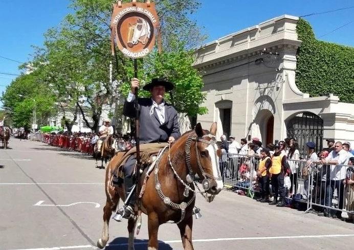 Novedades de la Fiesta del Caballo: artistas convocados, cambios en el escenario y en el recorrido del desfile