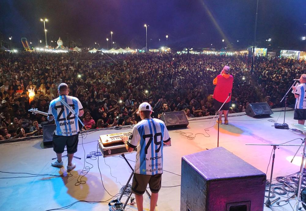 Verano Activo: Cierre multitudinario del feriado XL con el show de "El Retutu"