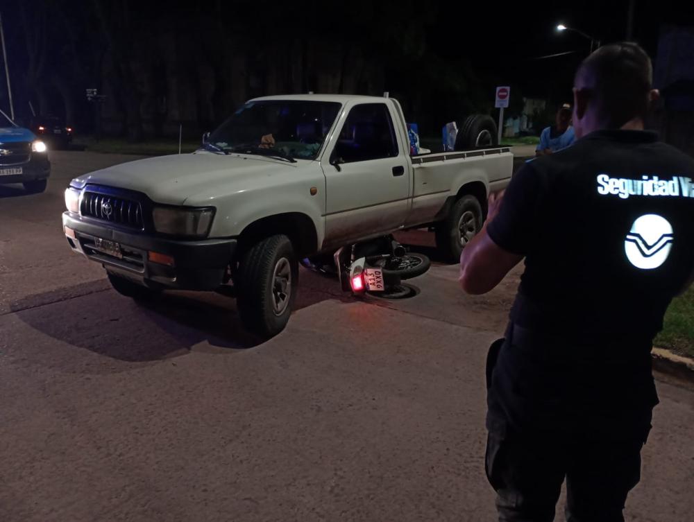Dos accidentes sobre calle Sarmiento con heridos y a pocas cuadras de diferencia
