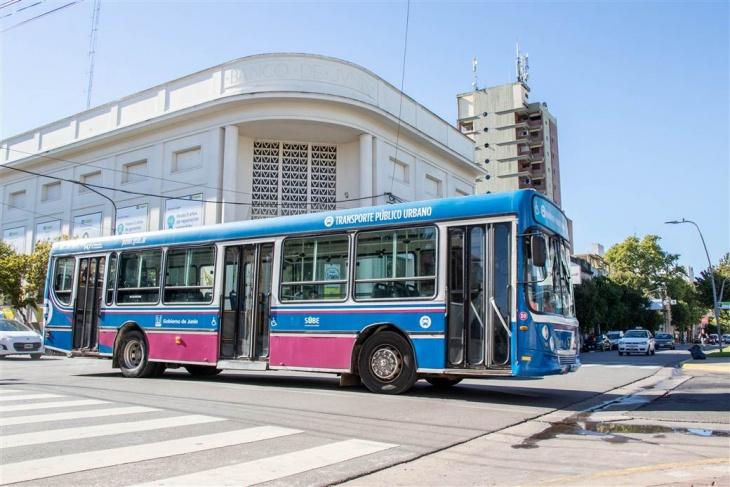 Alcaldes PRO manifestaron preocupación por quita de subsidio al transporte en el interior