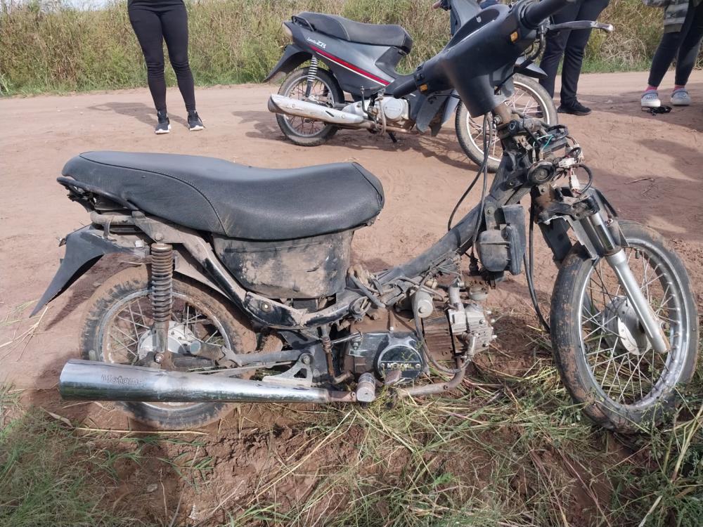 Dos menores de 14 y 15 años robaban una moto y fueron aprehendidos