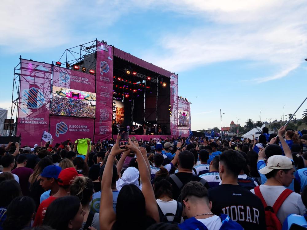 Los Juegos Bonaerenses quedaron inaugurados con una fiesta de música y color 