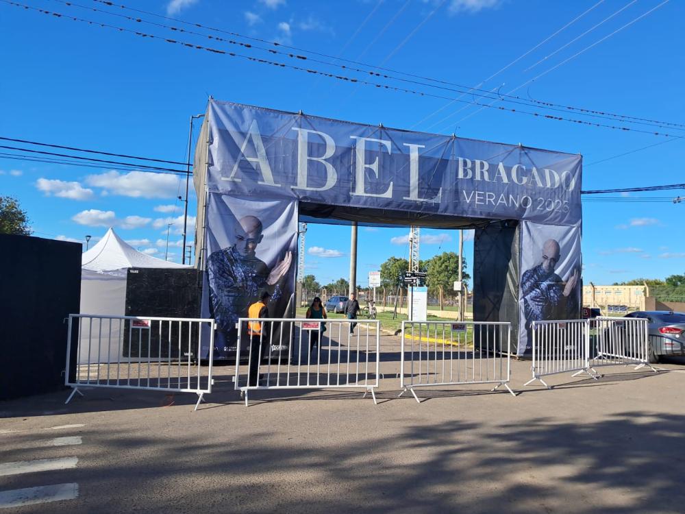 Desde el mediodía habrá corte de calles por el concierto de Abel Pintos